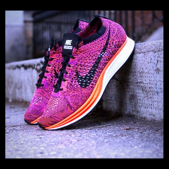 flyknit racer acai berry
